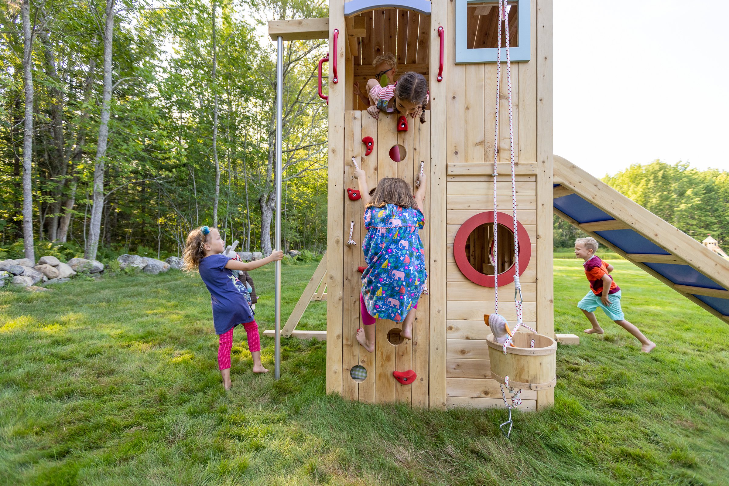 Classic 2610 CedarWorks Playsets