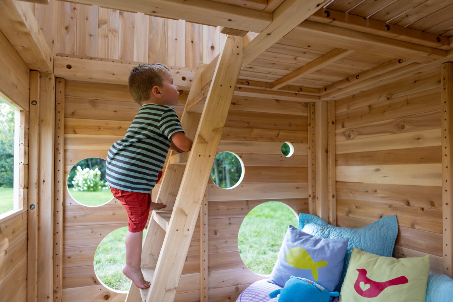 See Inside an Outdoor Playhouse CedarWorks Playsets