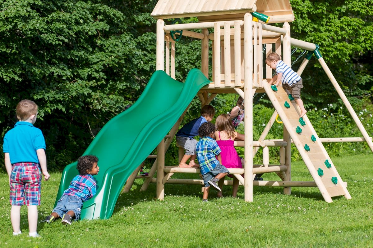 PlayaRound Lookout Wooden Swing Set and Outdoor Playset CedarWorks