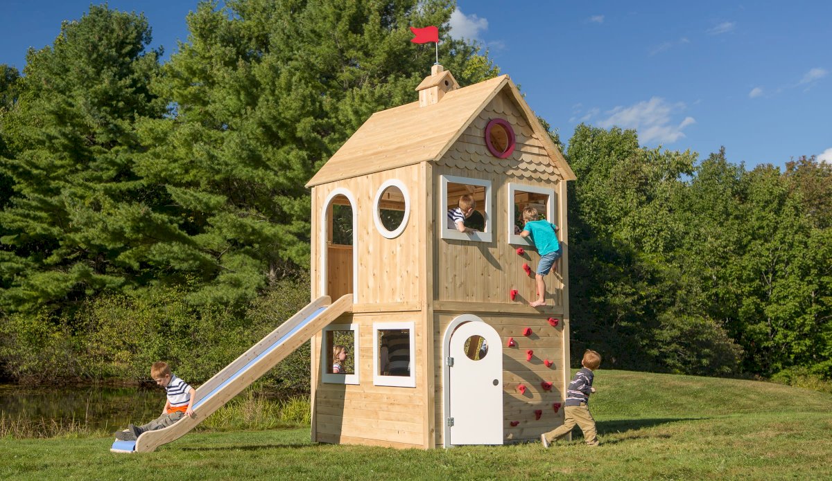 Outdoor Cedar Playhouses CedarWorks Playsets